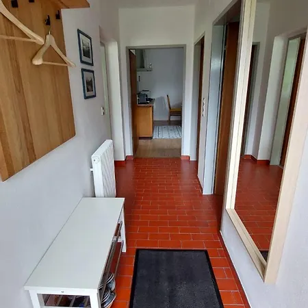 Wilder Garten In Mit Gartenbenutzung Apartmán *